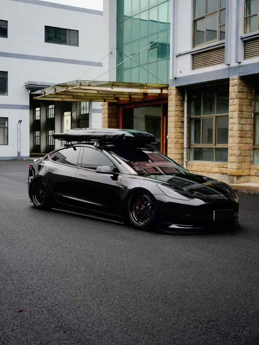 #超凡驾驭#特斯拉Model3改装AIRBFT气动避震