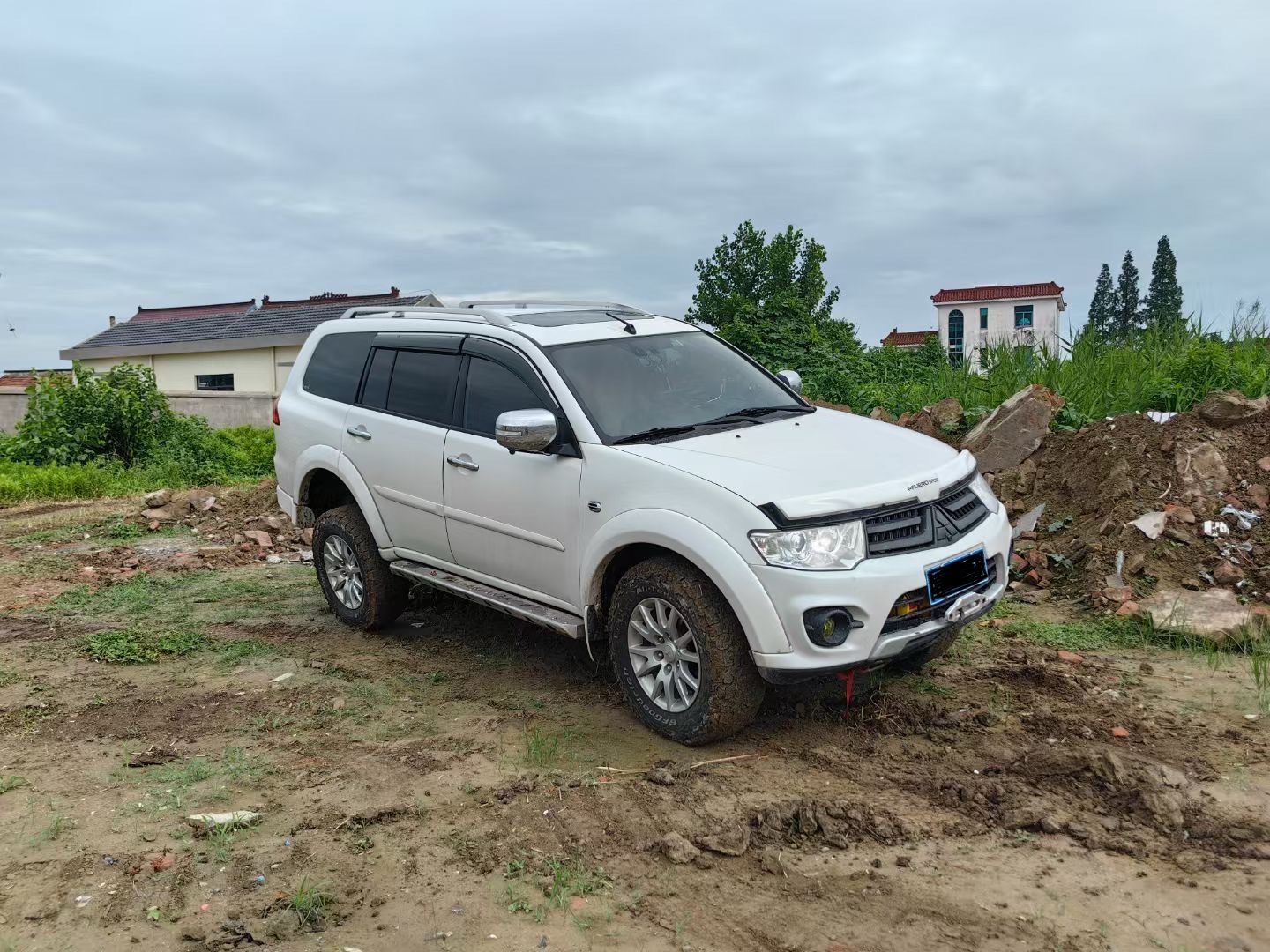 AIRBFT4X4三菱帕杰罗劲畅辅助承载气囊套件